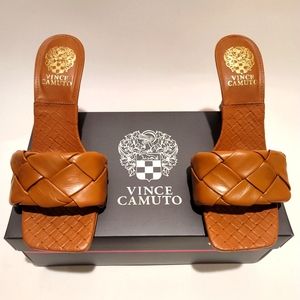 Vince Camuto Brelanie Barn Brown square heel Sz8